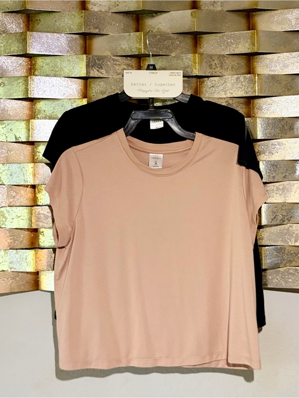 Serra Short Sleeve Crewneck Tee in Blush and Black